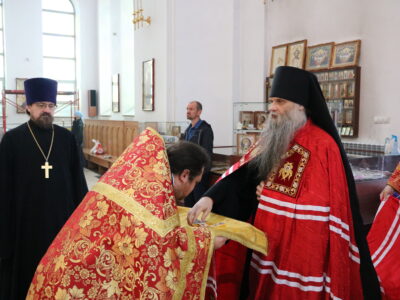 В Неделю 6-ю по Пасхе епископ Савва совершил Божественную Литургию