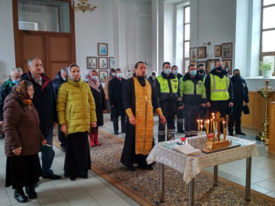 В Тихвинском храме села Ютановка вознесли молитвы о всех трагически погибших в ДТП