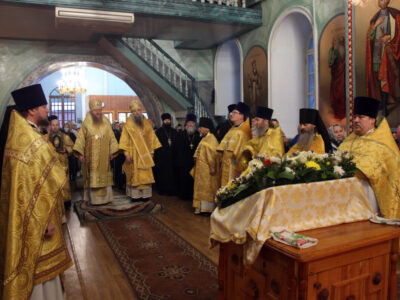 Преосвященнейший епископ Савва принял участие в Божественной Литургии в храме Успения Пресвятой Богородицы города Усмань