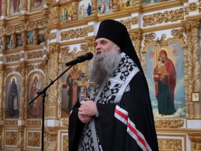 Преосвященнейший епископ Савва совершил вечерню с чином прощения в Свято-Николаевском кафедральном соборе города Валуйки