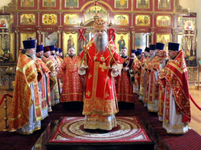 Во вторник Светлой седмицы епископ Савва совершил Божественную Литургию в Свято-Троицком кафедральном соборе города Алексеевка