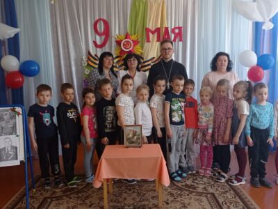 Клирик Свято-Троицкого собора города Алексеевка посетил городской детский сад №8