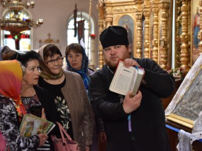 Делегация из Алексеевского района в рамках проекта «К соседям в гости!» посетила храм Рождества Христова села Лесное Уколово