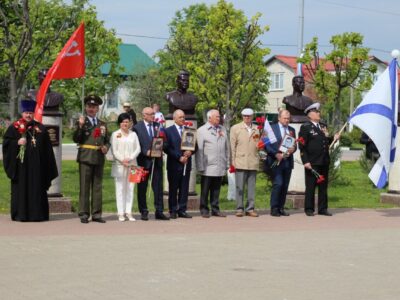 Торжественный митинг в честь 77-й годовщины Великой победы состоялся в Красненском районе