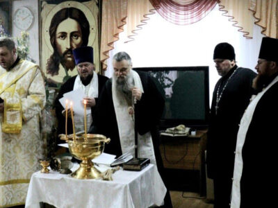 Преосвященнейший епископ Валуйский и Алексеевский Савва посетил Красненский дом милосердия