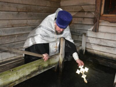 Великое освящение воды на роднике «Рубленый» села Вербное