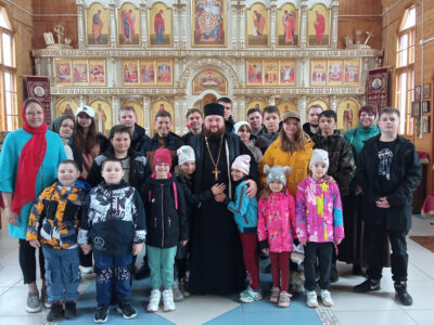 На Светлой седмице учащиеся Айдарской средней общеобразовательной школы посетили храм святого апостола Андрея Первозванного села Айдар