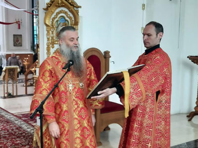 Епископ Савва совершил Божественную Литургию в Свято-Николаевском кафедральном соборе города Валуйки