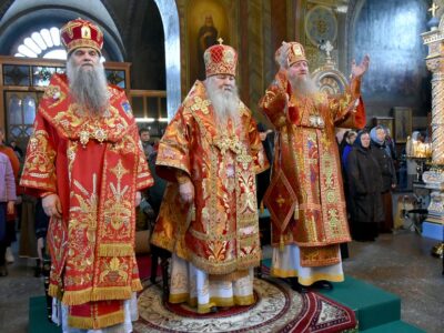 Преосвященнейший епископ Савва принял участие в соборном богослужении в Задонском Рождество-Богородицком мужском монастыре