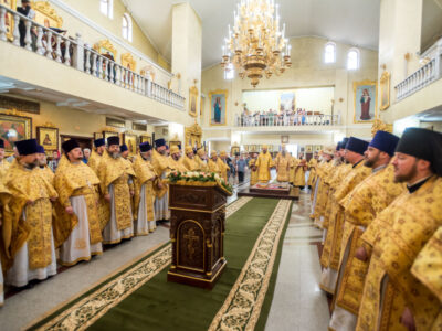 Епископ Валуйский и Алексеевский Савва вместе с духовенством епархии принял участие в соборном богослужении по случаю дня тезоименитства главы Белгородской митрополии