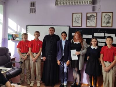 Клирик храма Рождества Христова села Горки принял участие в кинопоказе научно-популярного фильма общественной организации «Общее дело»