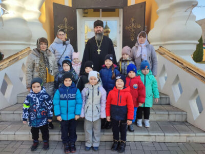 Храм святителя Николая Чудотворца города Валуйки посетили воспитанники МДОУ Детского сада N°7