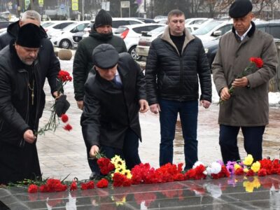 Благочинный Валуйского округа принял участие в мероприятии в день освобождения города Валуек от немецко-фашистских оккупантов