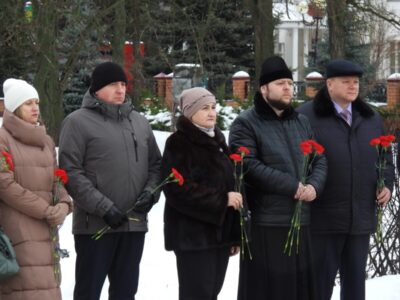 Благочинный приходов Ровеньского округа принял участие в мероприятии посвящённом годовщине освобождения Ровеньского района от немецко-фашистских захватчиков
