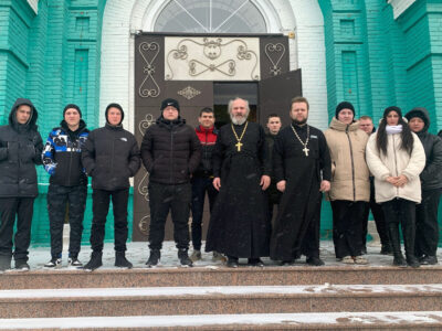 В День студента учащиеся Ровеньского политехнического техникума посетили Свято-Троицкий собор поселка Ровеньки