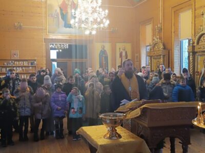 Настоятель Свято-Никольского храма села Сорокино провёл встречу с учениками и учителями МБОУ Сорокинская СОШ