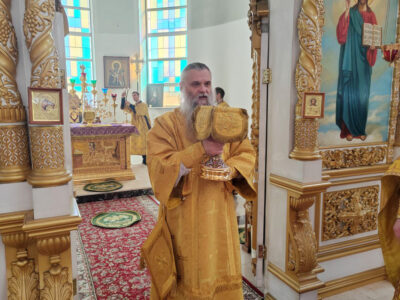 В Неделю 1-ю Великого Поста епископ Валуйский и Алексеевский Савва совершил Божественную Литургию в Свято-Николаевском кафедральном соборе города Валуйки