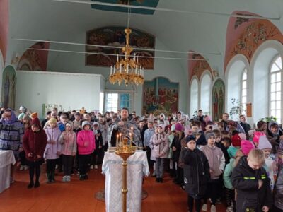 В Покровском храме села Иловка был отслужен традиционный молебен перед началом учения