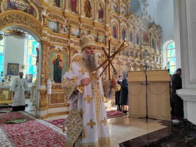 В Великую субботу епископ Савва совершил Божественную Литургию в Свято-Николаевском кафедральном соборе города Валуйки