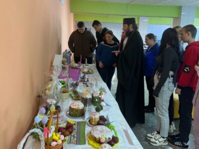 В Агро-технологическом техникуме имени Грязнова В.М. поселка Вейделевка прошла «Студенческая Пасха»
