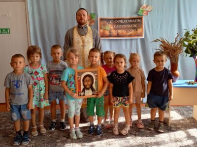 Настоятель Покровского храма села Сетище иерей Иоанн Фирис посетил МДОУ Сетищенский детский сад «Сказка»