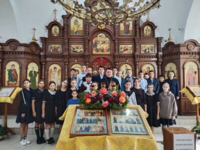Учащиеся 6-х и 7-х классов МБОУ Щербаковской СОШ посетили храм Вознесения Господня