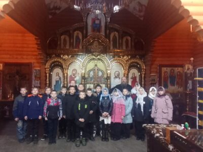 Настоятель храма Спаса Нерукотворного провел урок православной культуры для учеников 4 класса МБОУ «Волоконовская СОШ №2»