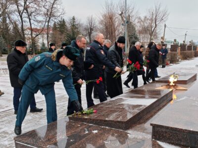 Благочинный приходов Ровеньского округа принял участие в мероприятии посвящённом годовщине освобождения Ровеньского района от немецко-фашистских захватчиков