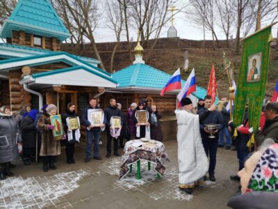 В праздник Святого Богоявления в селе Большебыково состоялся крестный ход к источнику святителя Николая Чудотворца и освящение купели