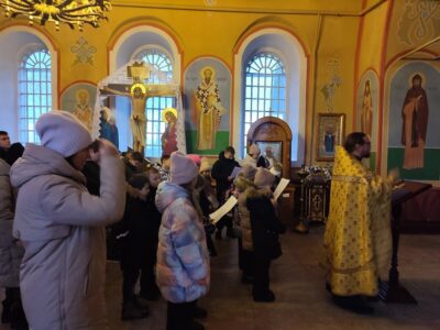 Учащиеся МБОУ «Казацкая СОШ» вместе с учителями посетили храм Димитрия Солунского села Казацкое