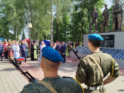 Настоятель Свято-Троицкого храм села Большебыково принял участие в открытых межрегиональные соревнования профессионального мастерства среди специалистов служб, участвующих в ликвидации медико-санитарных последствий ЧС и ДТП