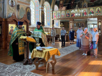 В день памяти святых благоверных князя Петра и княгини Февронии Муромских чудотворцев во всех приходах Валуйской епархии были совершены особые молебные пения о создании и благополучии семьи