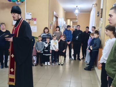 Настоятель храма Усекновения главы Иоанна Предтечи поселка Уразово посетил ГБОУ «Валуйская общеобразовательная школа-интернат №1»