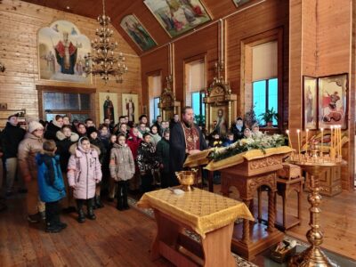 Настоятель Свято-Никольского храма села Сорокино провел встречу с учениками и учителями МБОУ «Сорокинской СОШ»