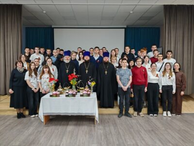В Ровеньском благочинии прошла «Студенческая Пасха»