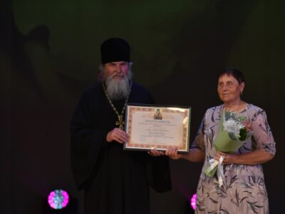 Благочинный Алексеевского округа посетил торжественное мероприятие посвященное Дню медицинского работника