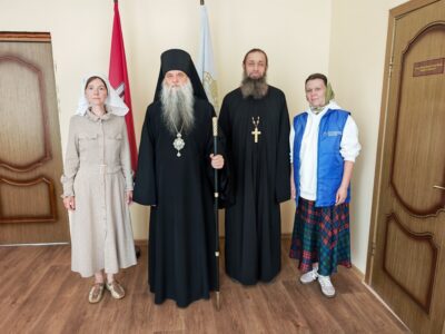 Епископ Валуйский и Алексеевский Савва провел рабочую встречу с сотрудниками Патриаршей гуманитарной миссии