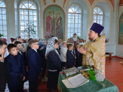 В Покровском храме села Иловка был отслужен ученический молебен