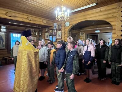 В Свято-Троицком храме села Засосна был отслужен ученический молебен