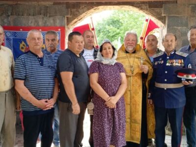 Руководитель отдела по взаимодействию с казачеством Валуйской епархии совершил молебное пение в в Александро-Невской казачьей часовне