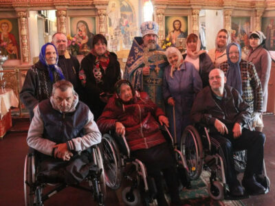 Насельники Красненского дома милосердия посетили храм Рождества Христова села Горки