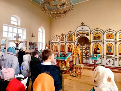 Ученики МОУ «Должанская СОШ» посетили храм святого апостола и евангелиста Иоанна Богослова села Долгое