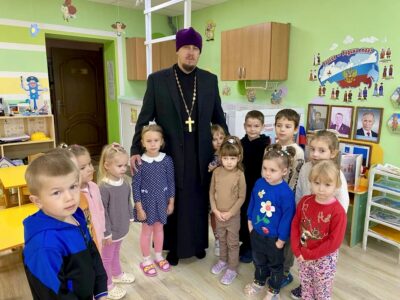 Настоятель храма Святой равноапостольной княгини Ольги села Зенино посетил МДОУ детский сад села Зенино